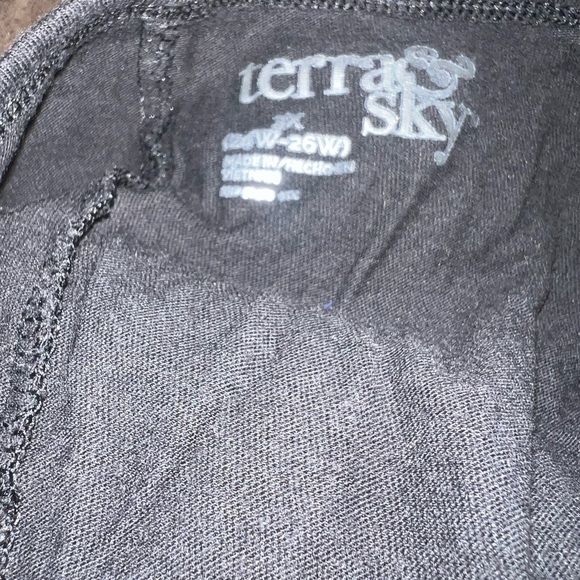 Terra & Sky Charcoal Women's Tunic Top - Picture 3 of 3